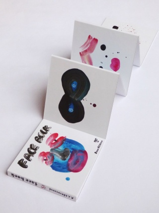 FACE BOOK (leporelo)